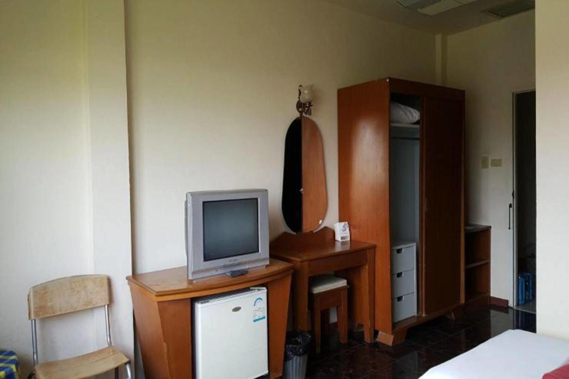 Krabi Loma Hotel Luaran gambar
